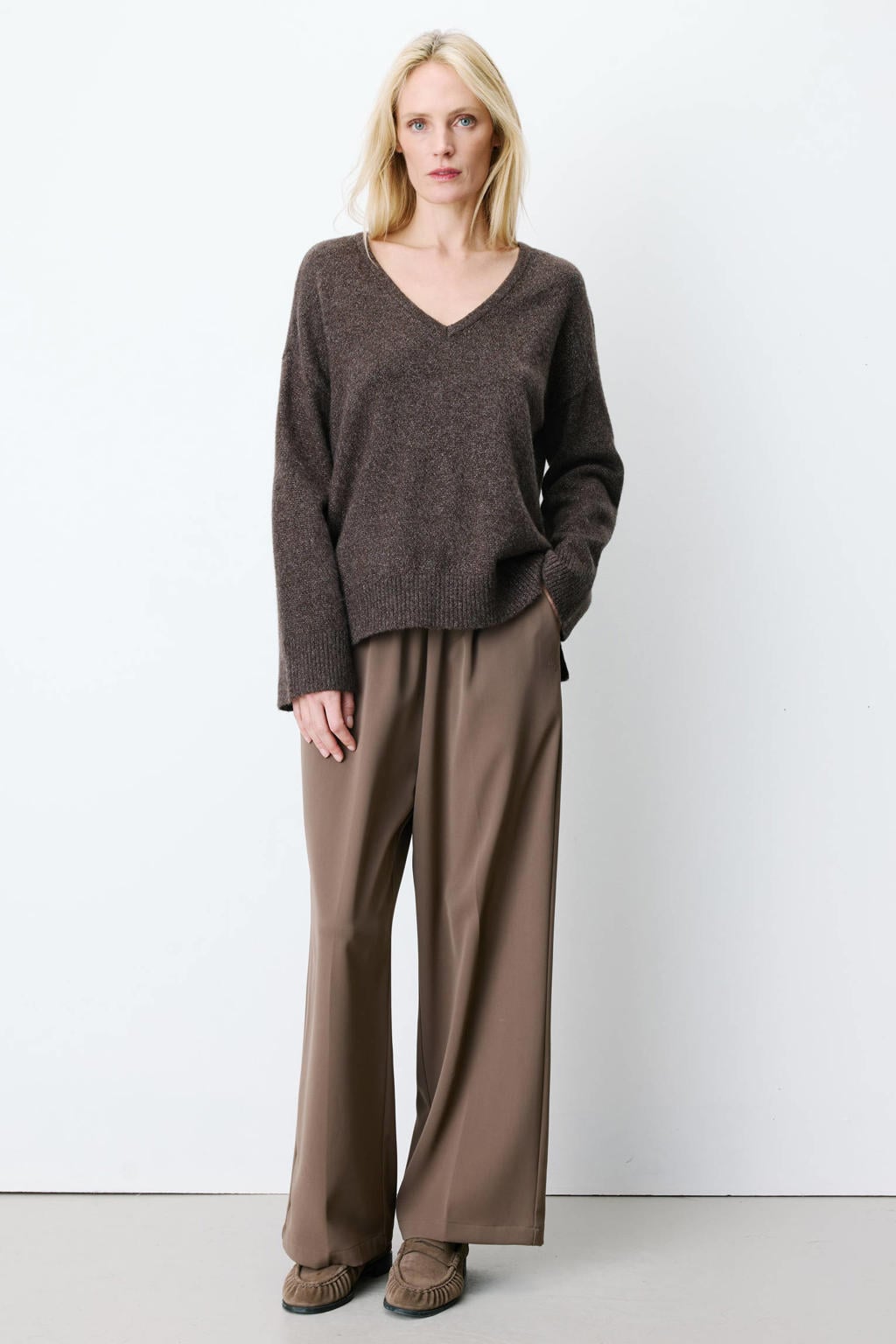 Bruine dames Grace & Mila gebreide trui en wol van acryl met lange mouwen, V-hals en glitters