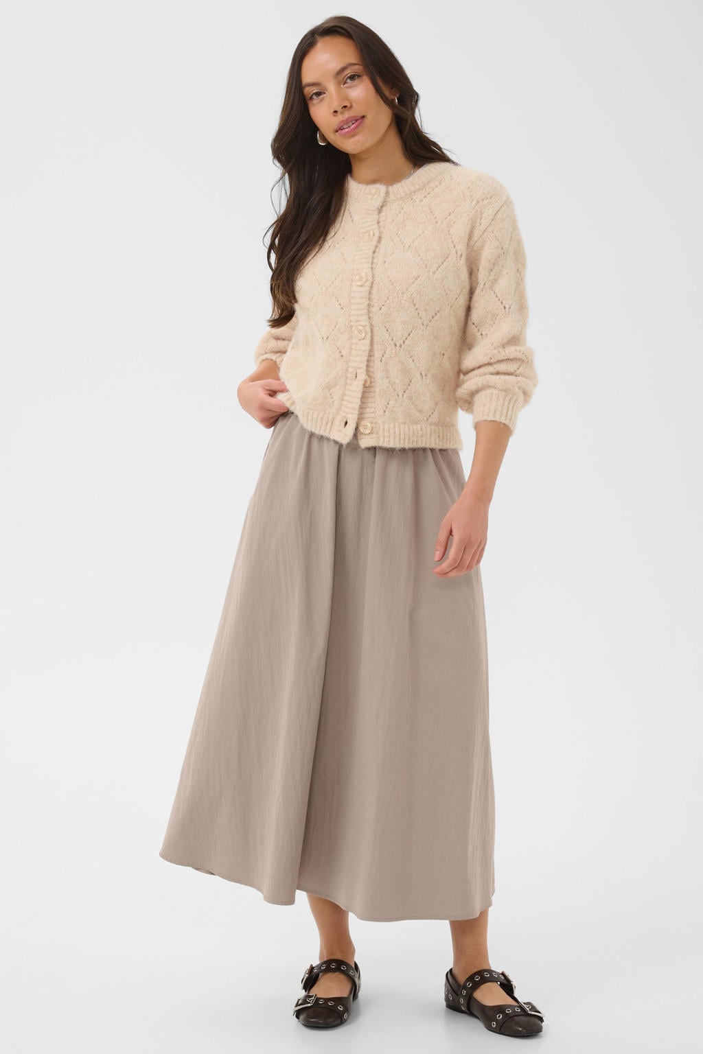 Ecru dames Saint Tropez van wol met effen, lange mouwen, ronde hals, knoopsluiting en kabel details