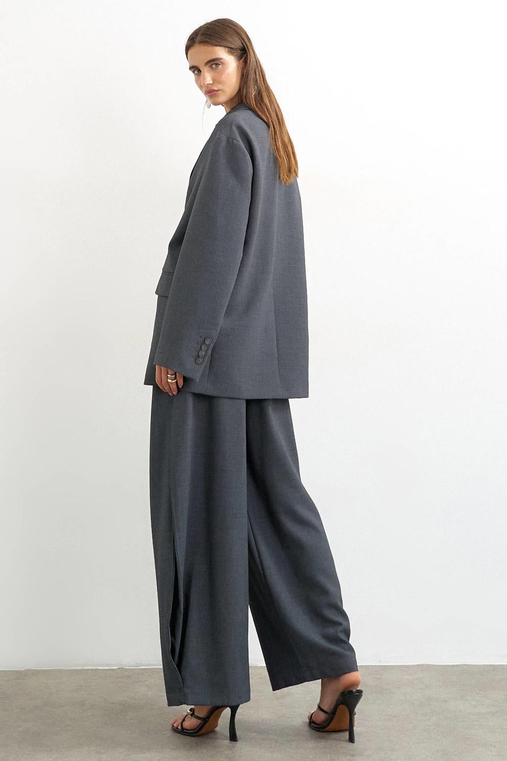 Grijze dames TOPSHOP barrel casual broek van gerecycled polyester met high waist, rits- en haaksluiting en effen