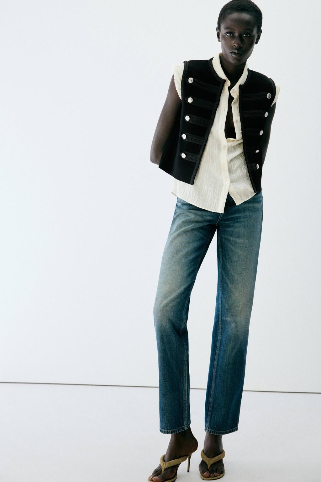 Zwarte dames Mango napoleon gilet van polyamide met effen, ronde hals en haaksluiting