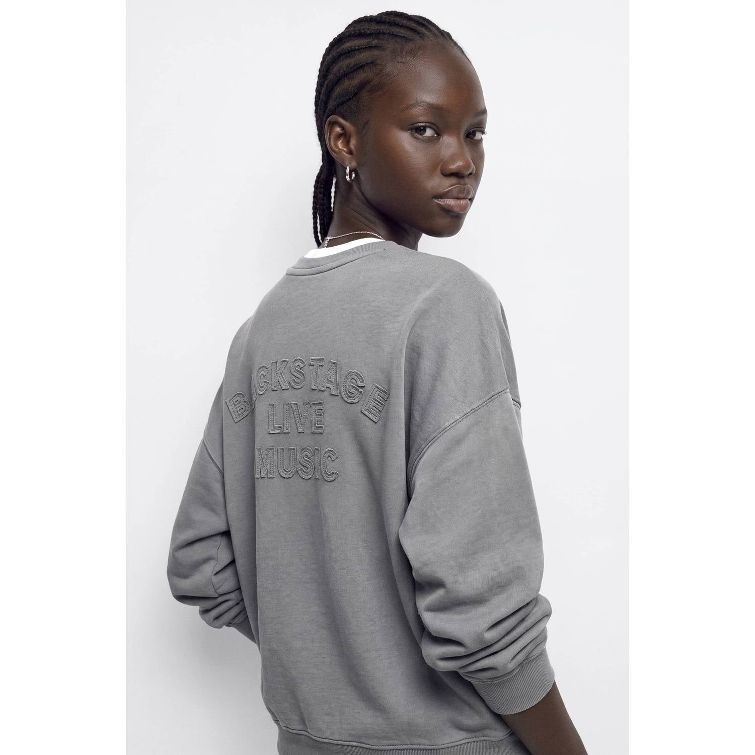 MANGO TEEN oversized sweater met studs grijs