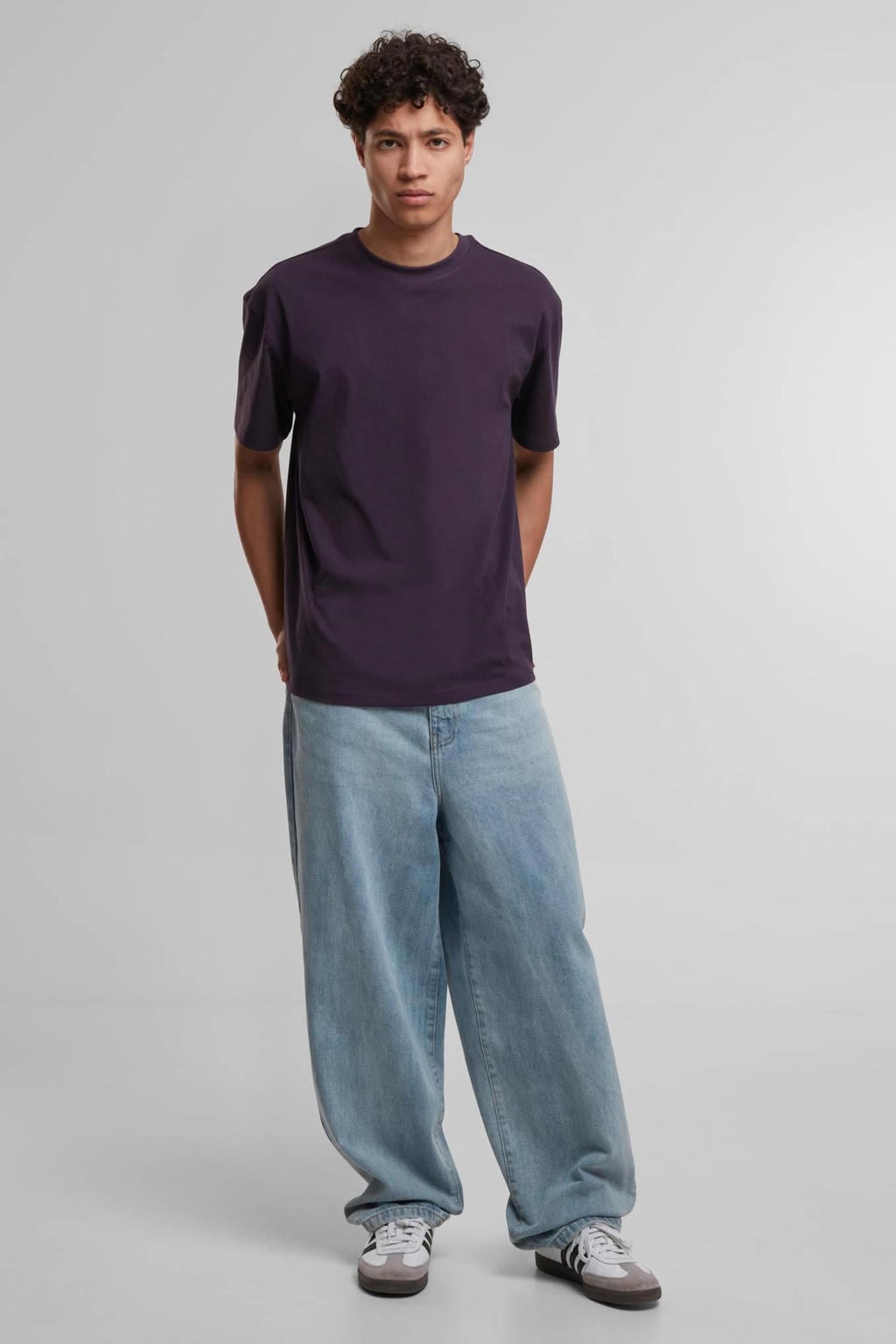 Donkerpaarse heren Urban Classics oversized T-shirt van katoen met effen, korte mouwen, ronde hals en geribde boorden
