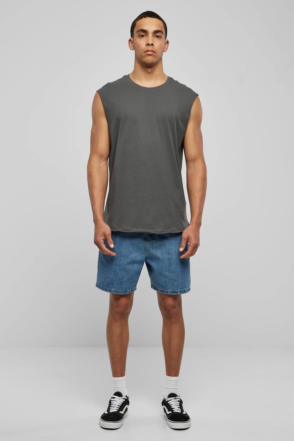 Grijze heren Urban Classics relaxed fit T-shirt van katoen met effen, ronde hals en geribde boorden