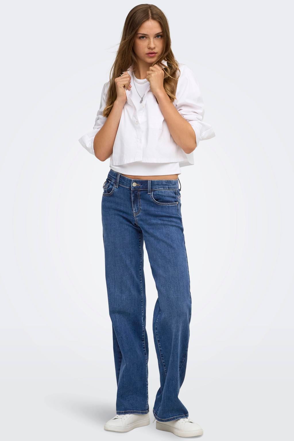 Medium blue denim dames ONLY low wide leg jeans van denim met rits- en knoopsluiting en effen