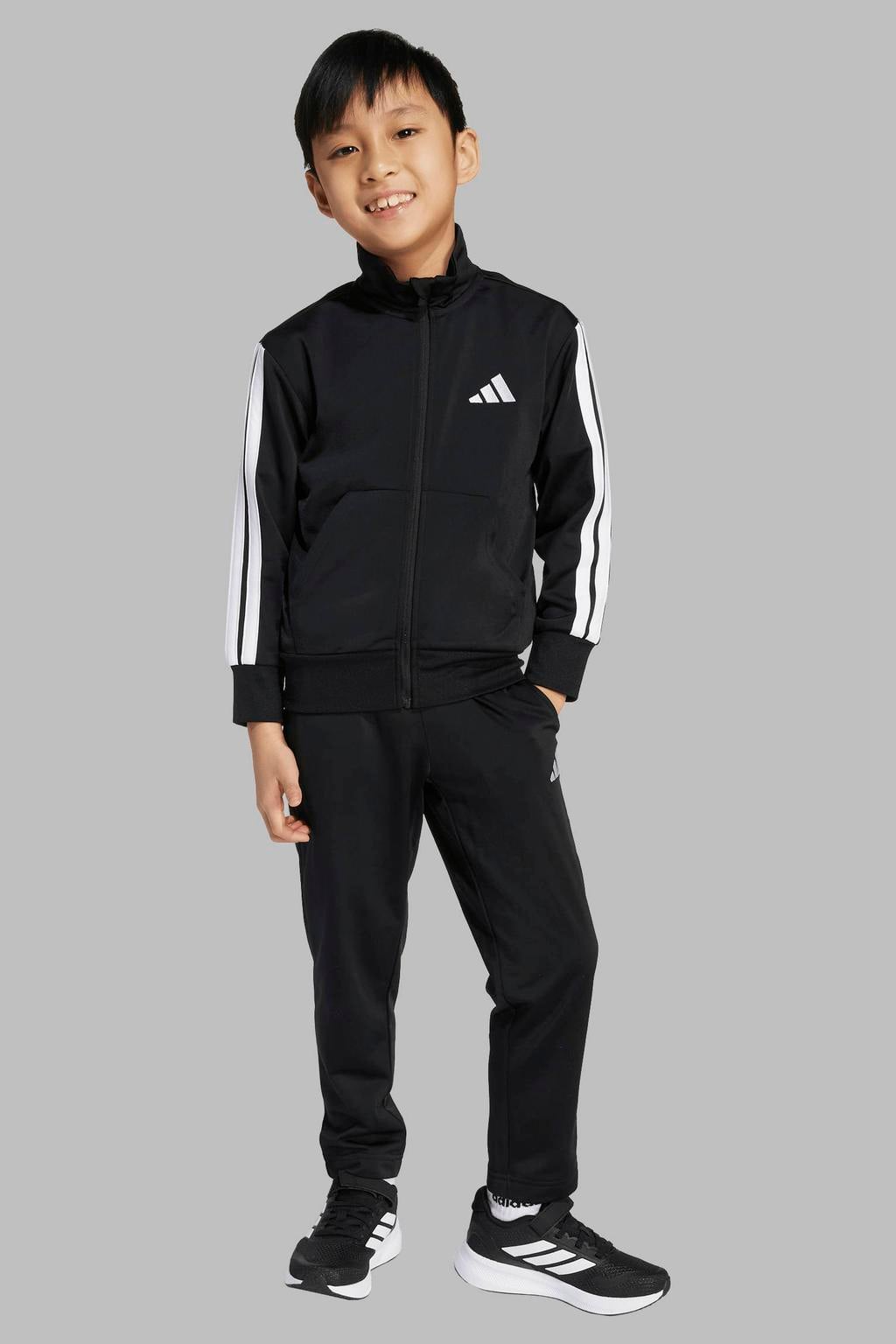adidas Sportswear Essentials trainingspak - zwart