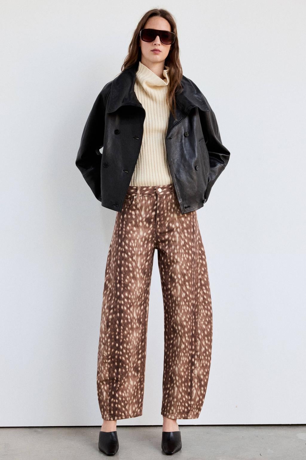 Mango barrel jeans met dierenprint - donkerbruin/ecru