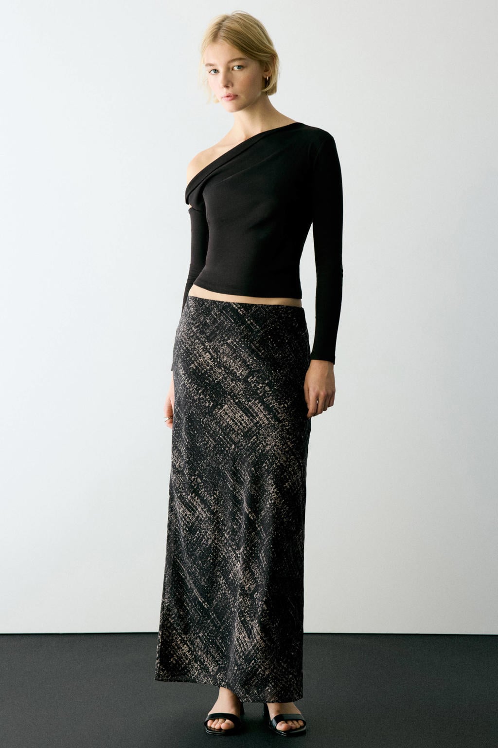 Zwart en grijze meisjes MANGO TEEN maxi A-lijn rok met print voorzien van