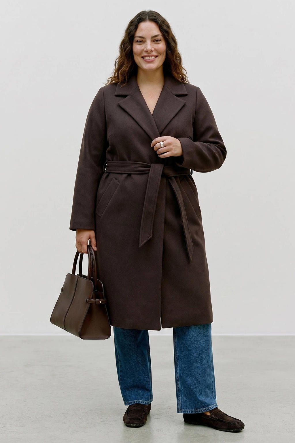 Donkerblauwe dames VERO MODA CURVE Plus Size wintermantel van polyester met effen, lange mouwen, reverskraag en ceintuur