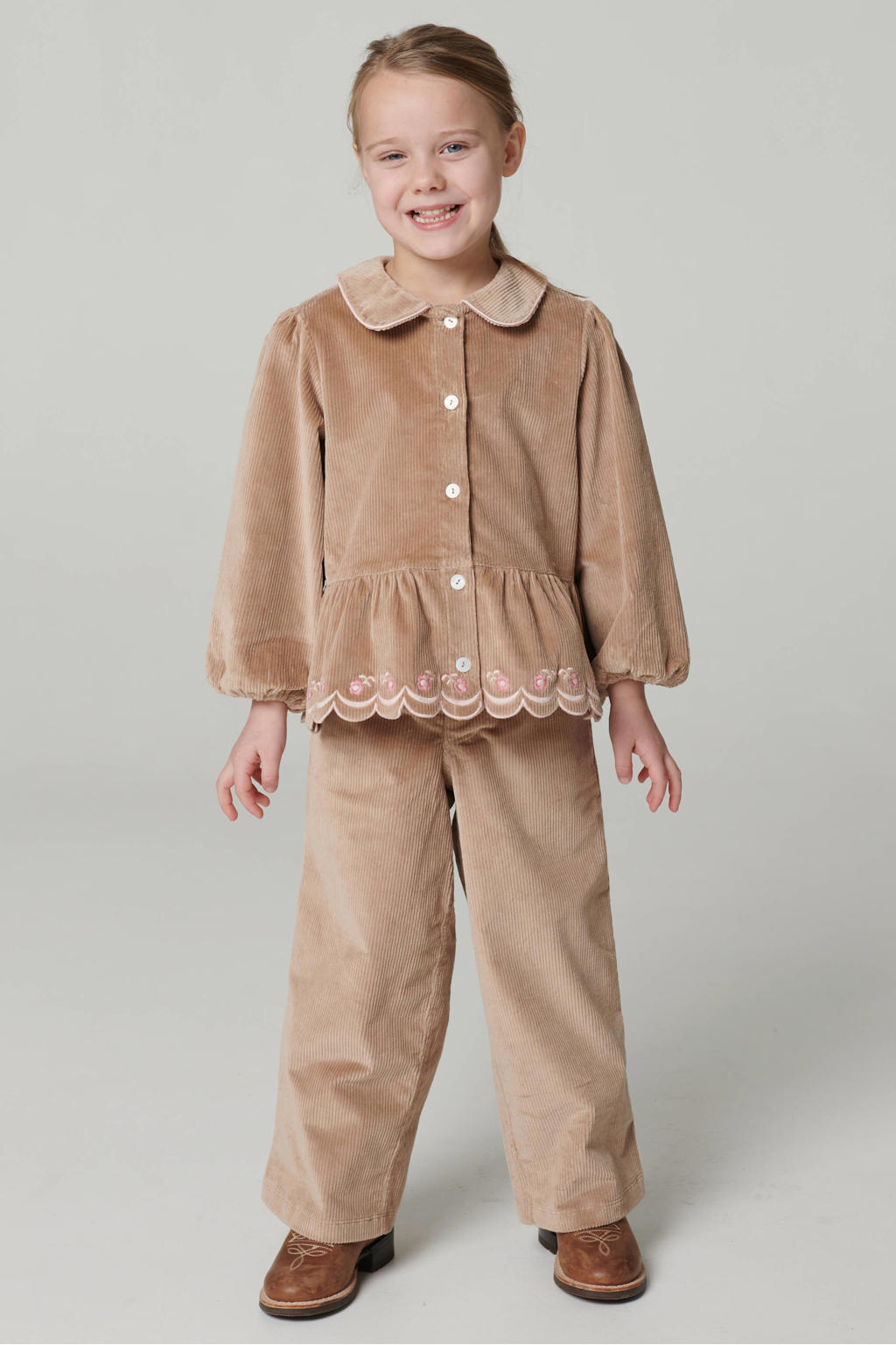 Copenhagen Colors corduroy blouse met borduursels - beige