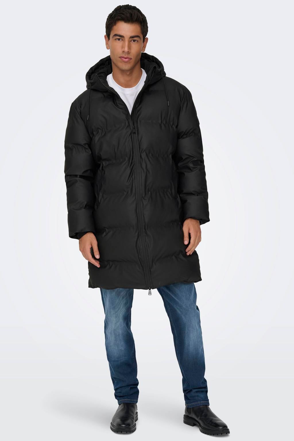 Zwarte heren ONLY & SONS pufferjas van polyester met effen, lange mouwen, capuchon, 2-way rits en doorgestikte details