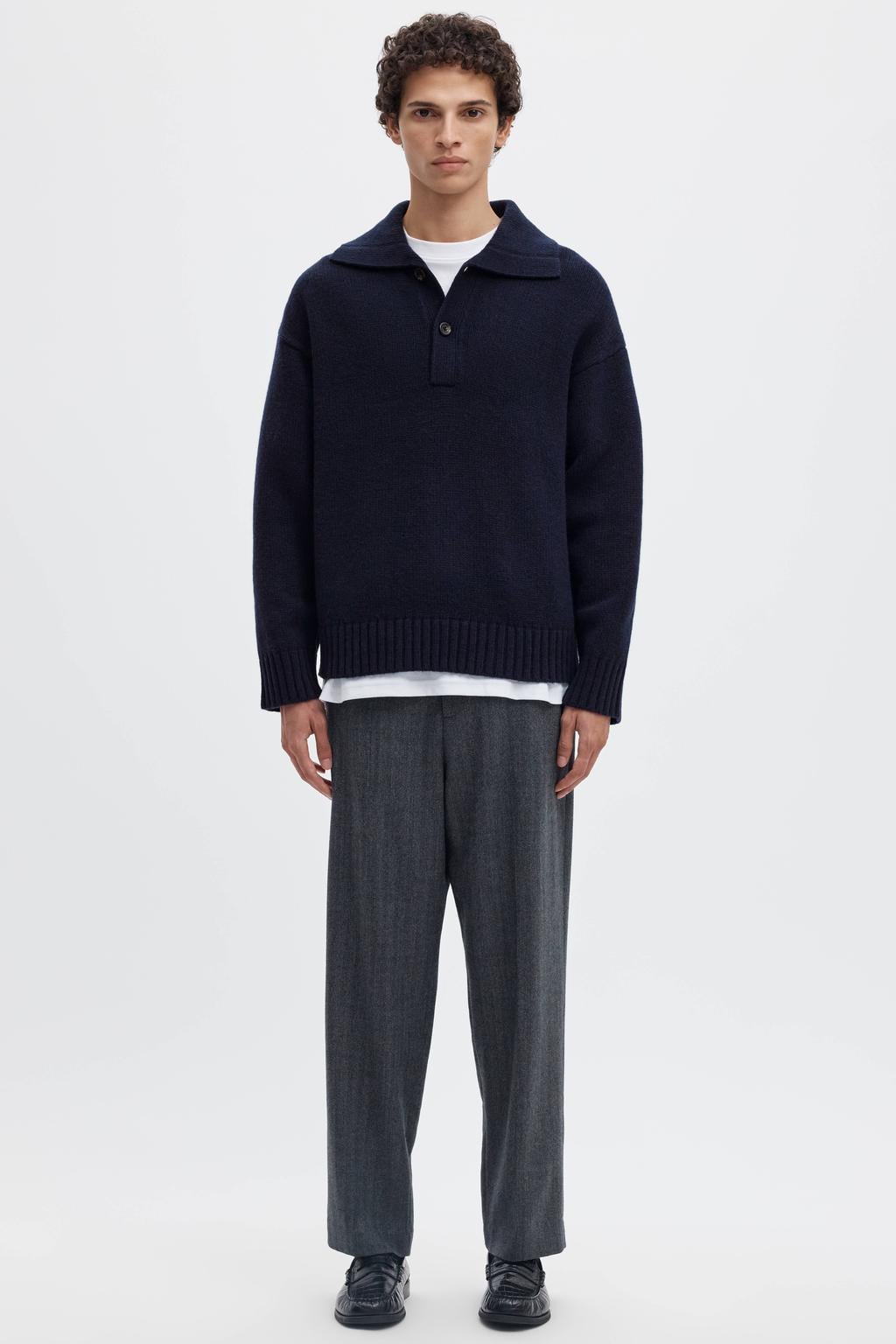 Donkerblauwe heren Selected wollen relaxed fit gebreide trui met effen, lange mouwen en polo kraag