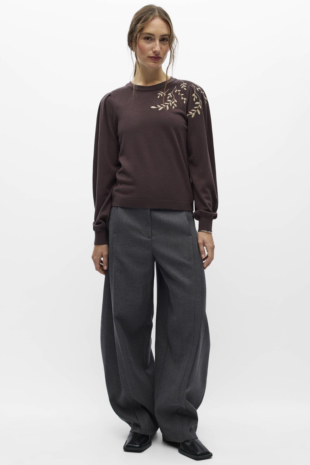 Donkerblauwe dames OBJECT rechtvallende gebreide trui van viscose met effen, lange mouwen, ronde hals en borduursels