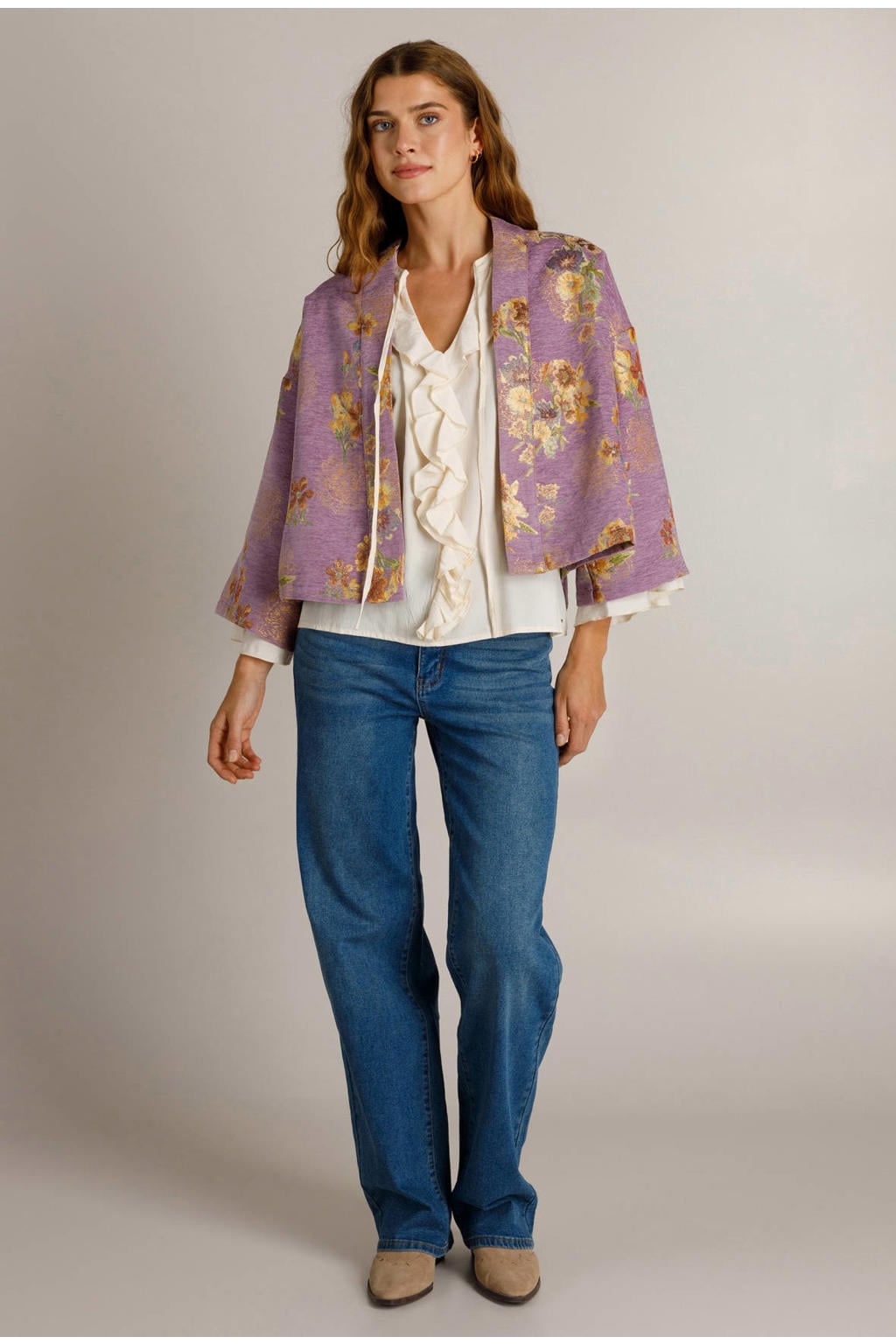 Ivy Beau gebloemd kimono vest met lurex - lila