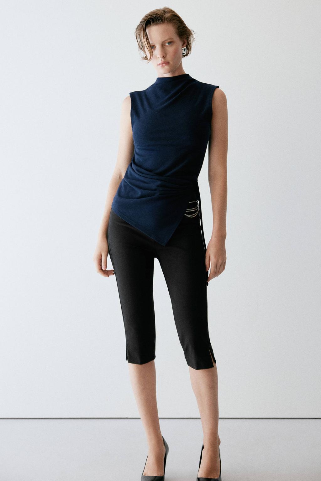 Mango gebreide top met plooien - marineblauw