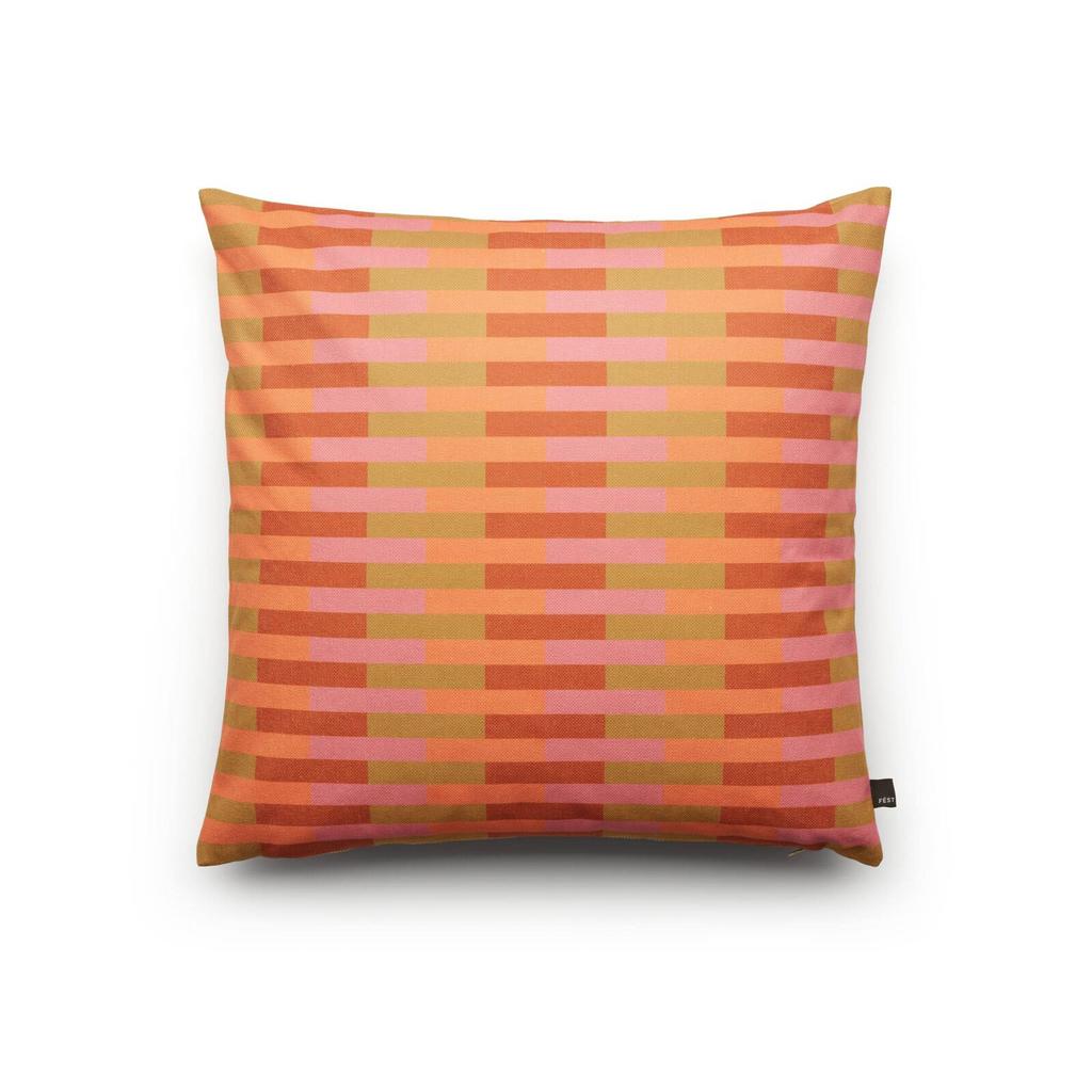 FÉST vierkante sierkussen 60x60x10 cm - oranje