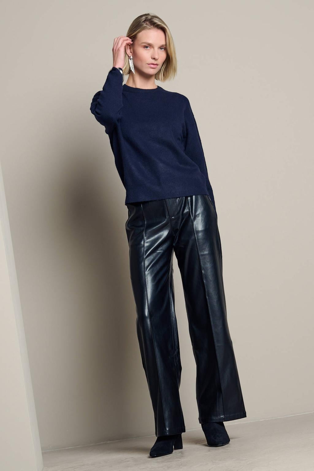 Marineblauw dames LOLALIZA gebreide trui blauw van polyester met effen, lange mouwen en ronde hals