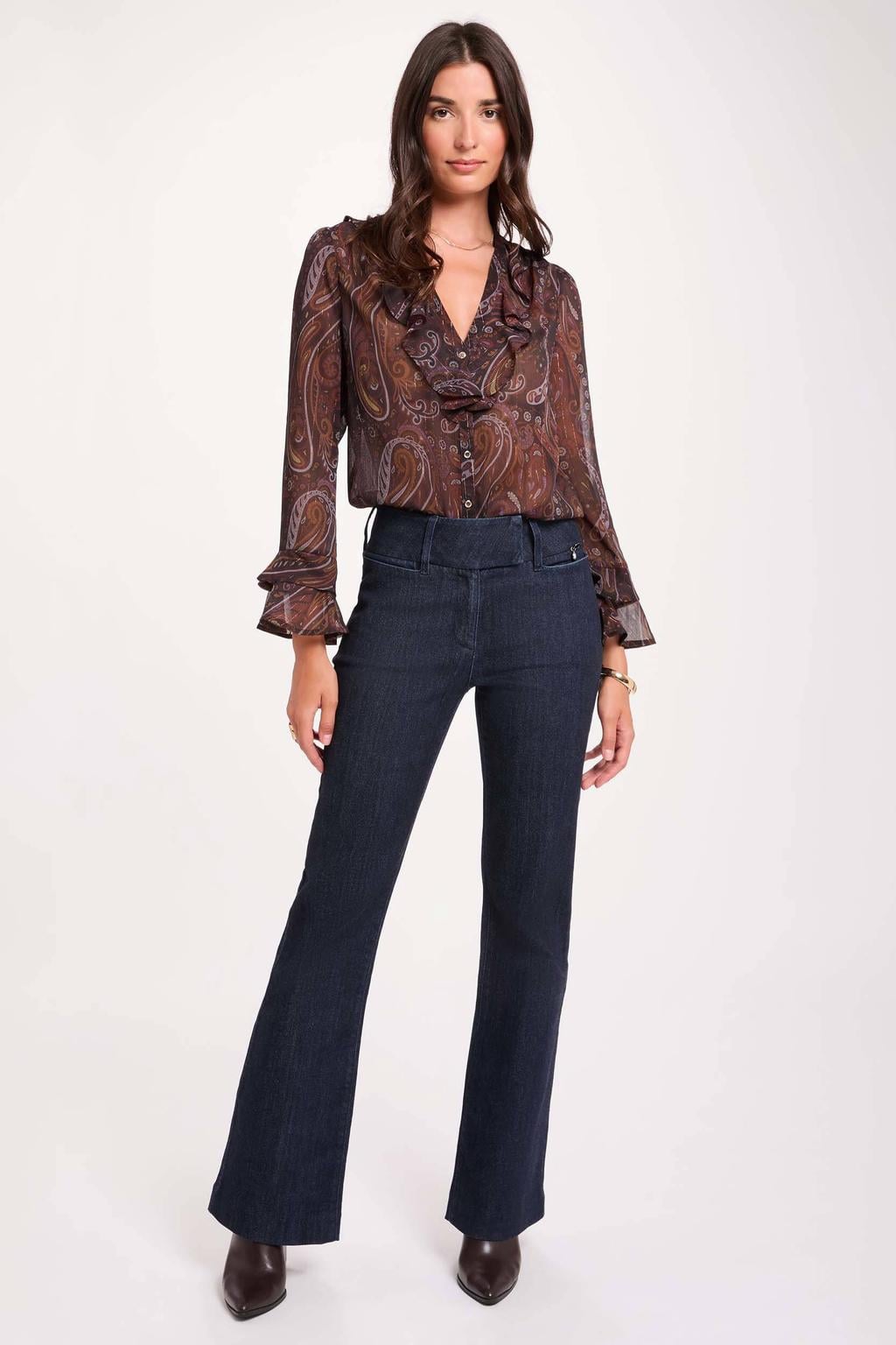 Donkerbruin en camelkleurige dames Morgan semi-transparante blouse van polyester met paisley print, lange mouwen, klassieke kraag en knoopsluiting