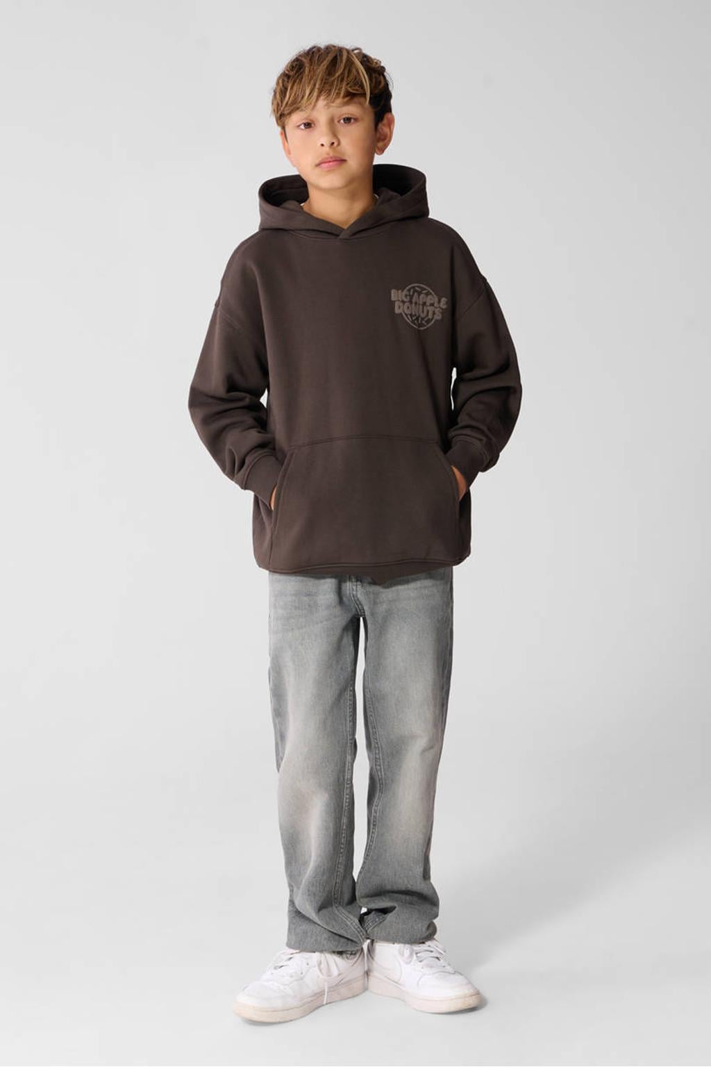 Shoeby hoodie met backprint - donkerbruin