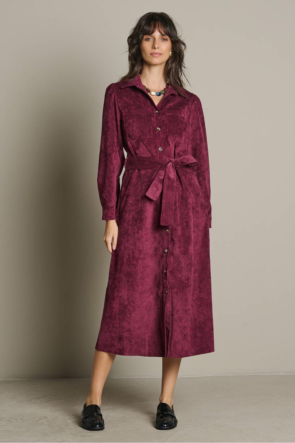 LOLALIZA fluwelen midi blousejurk - aubergine