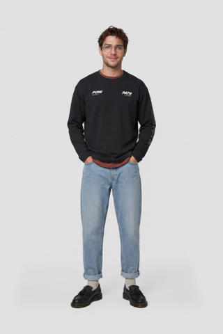 barrel jeans