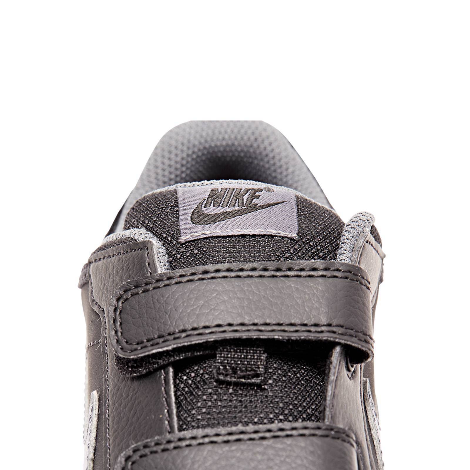 nike schoenen jongens