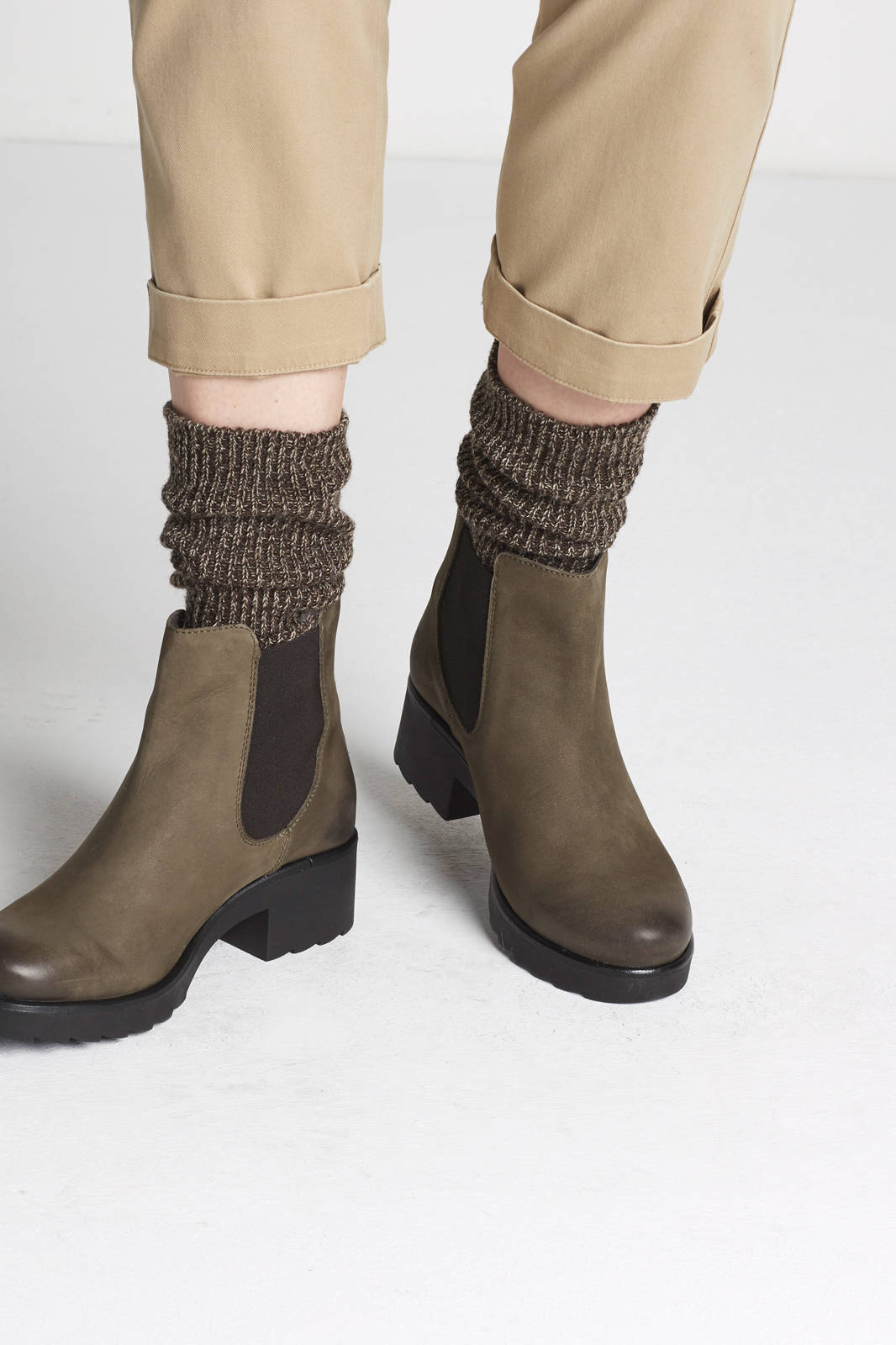 manfield chelsea boots