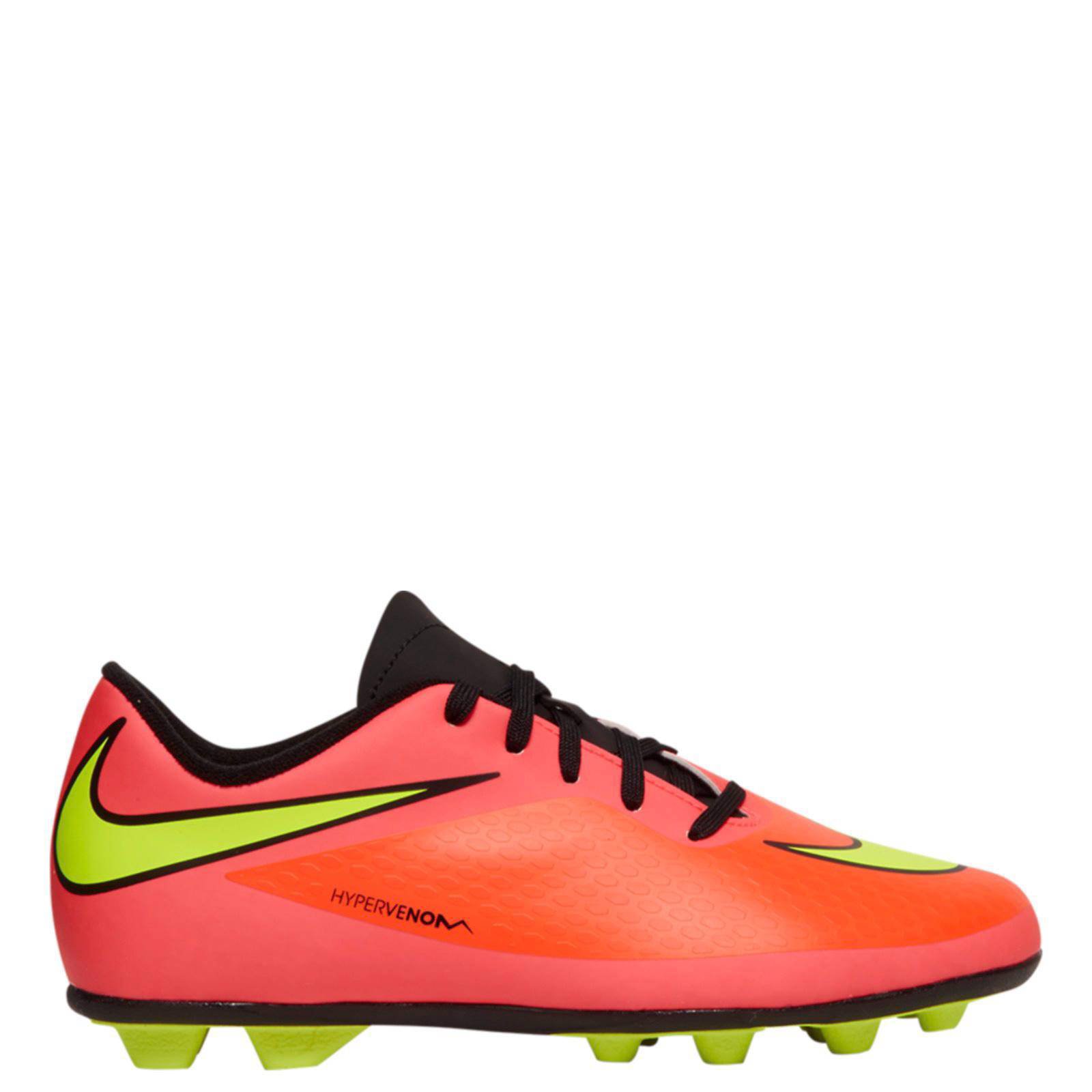 roze voetbalschoenen nike