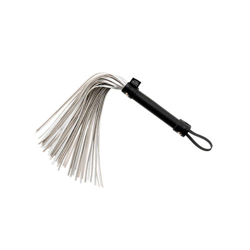 Fifty Shades Of Grey Satin Flogger Zweep fifty shades of grey kopen in de aanbieding Fifty Shades Of Grey Satin Flogger Zweep fifty shades of grey kopen in de aanbieding