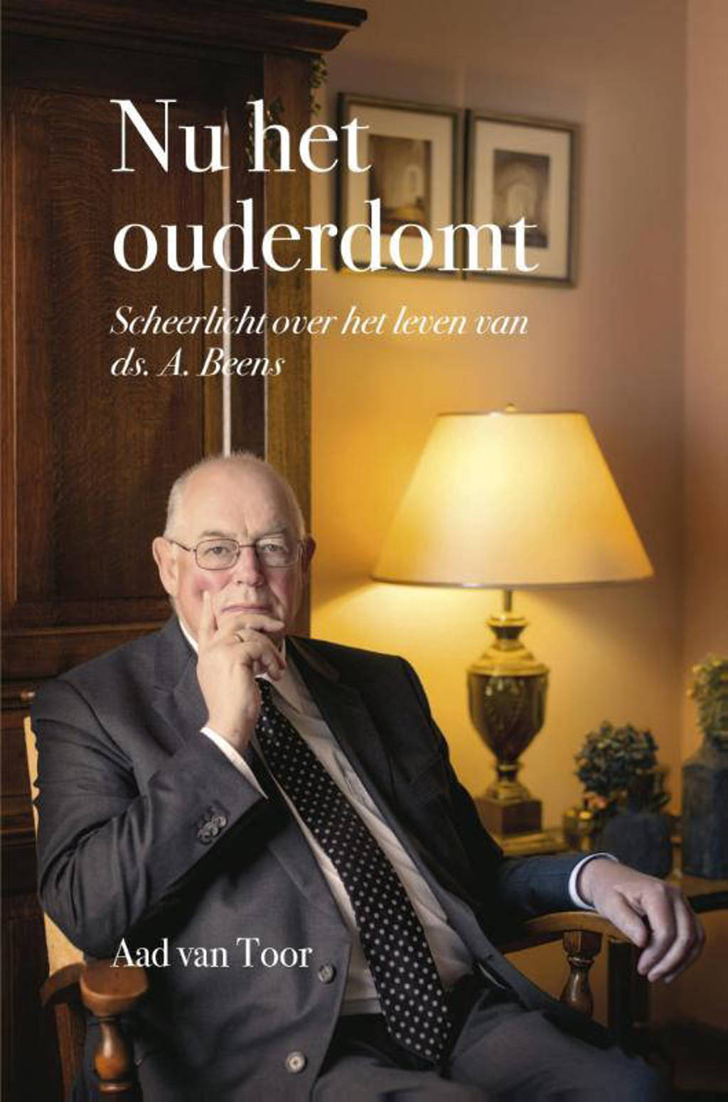 Nu het ouderdomt - Aad van Toor