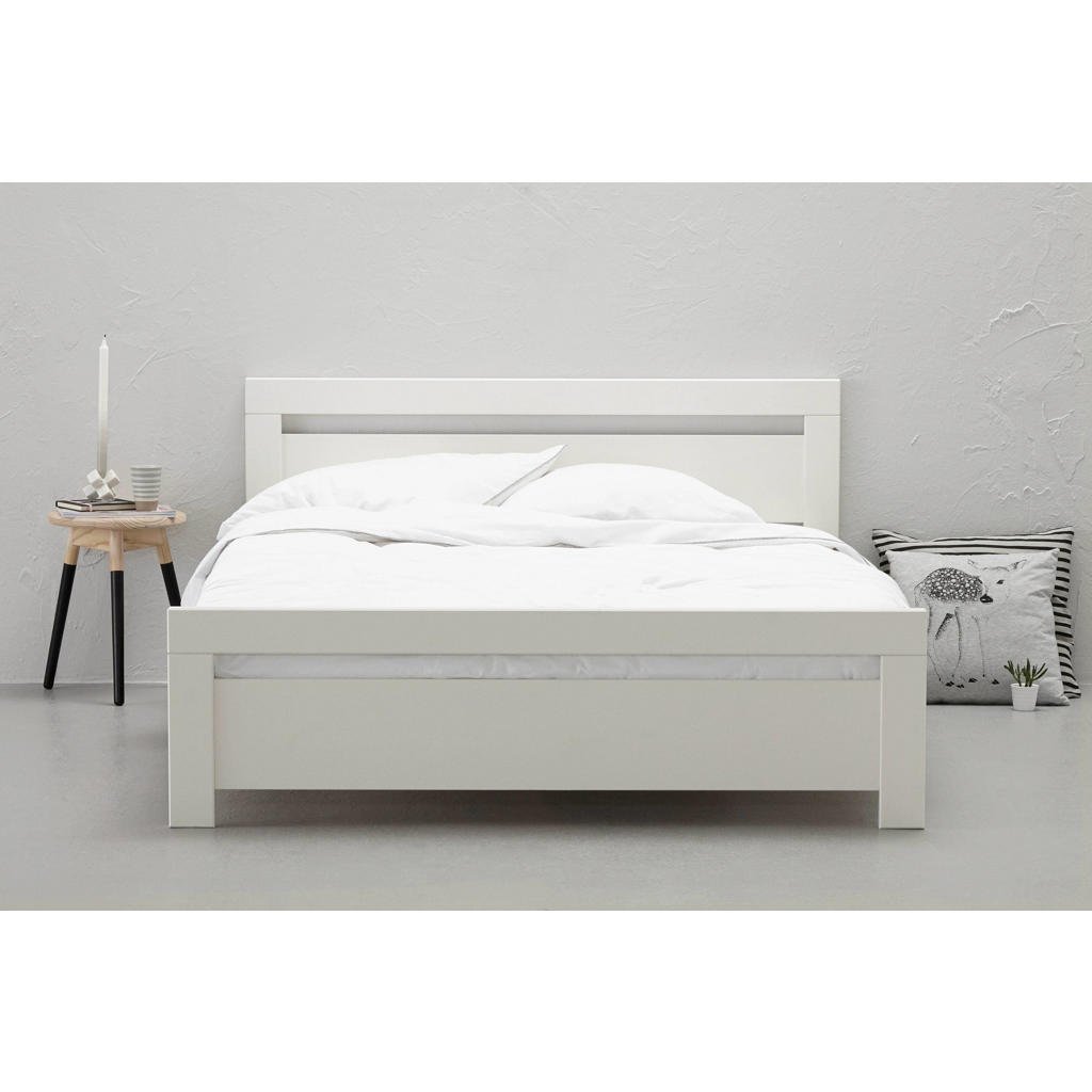 Wehkamp Home Bed Carrara (140x200 cm)