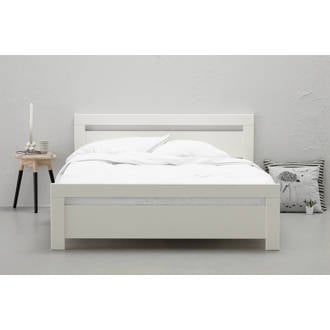 Bed Carrara (140x200 cm)