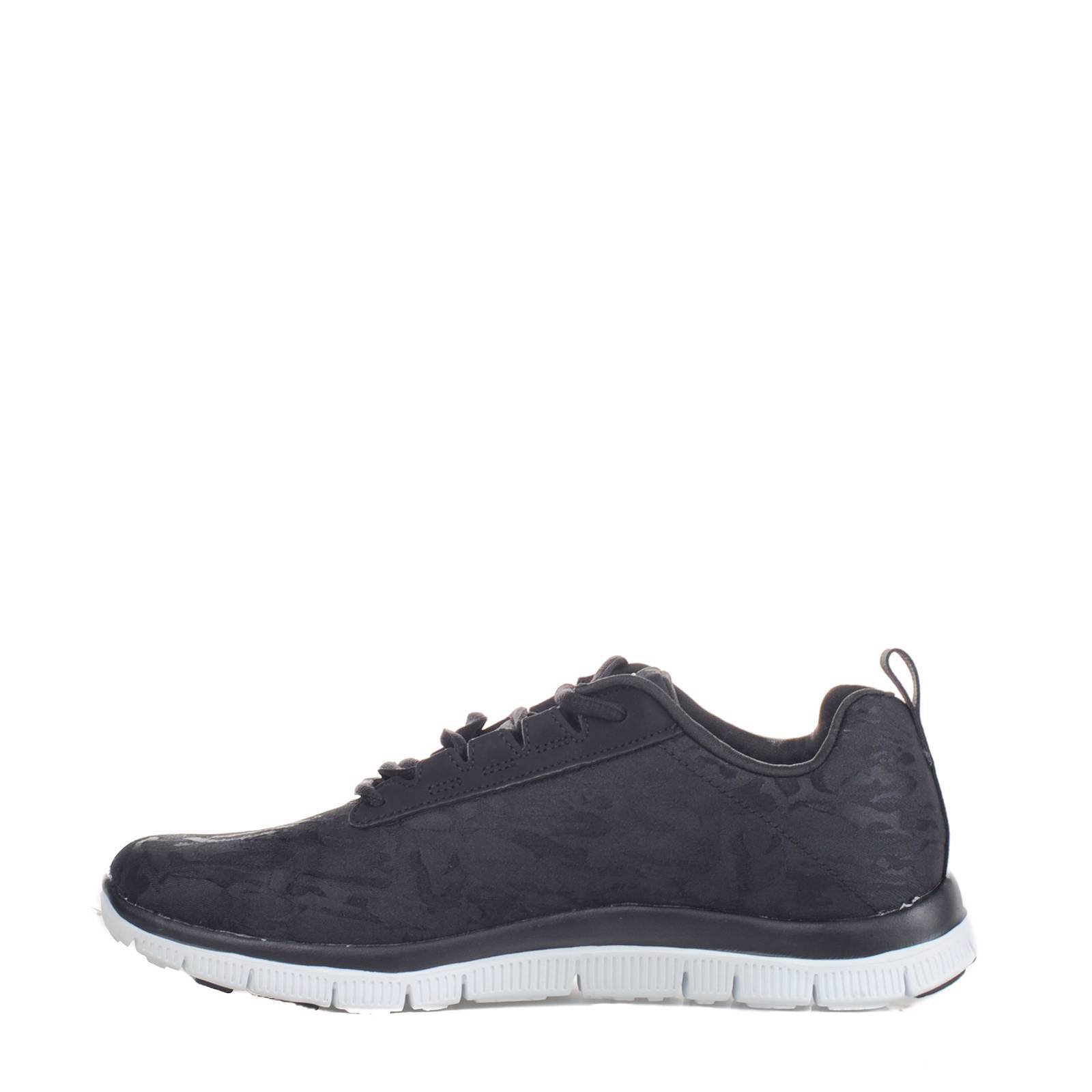 nike sneakers smalle voet