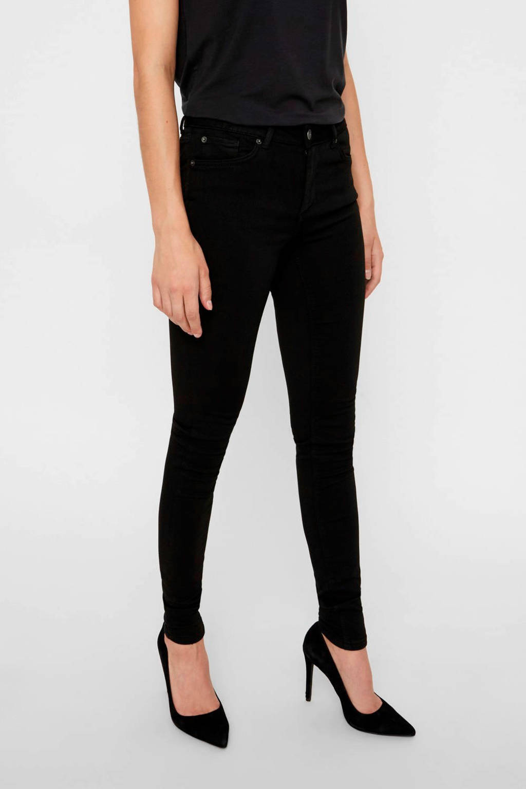 Dinkarville ondernemer Boost VERO MODA mid waist skinny jeans VMLUX stay black | wehkamp
