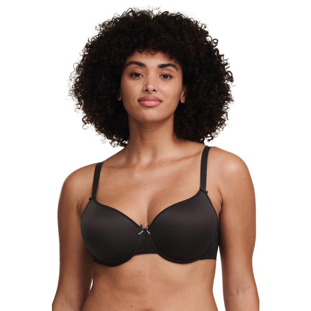 Chantelle voorgevormde T-shirt-bh met beugel Basic Invisible zwart