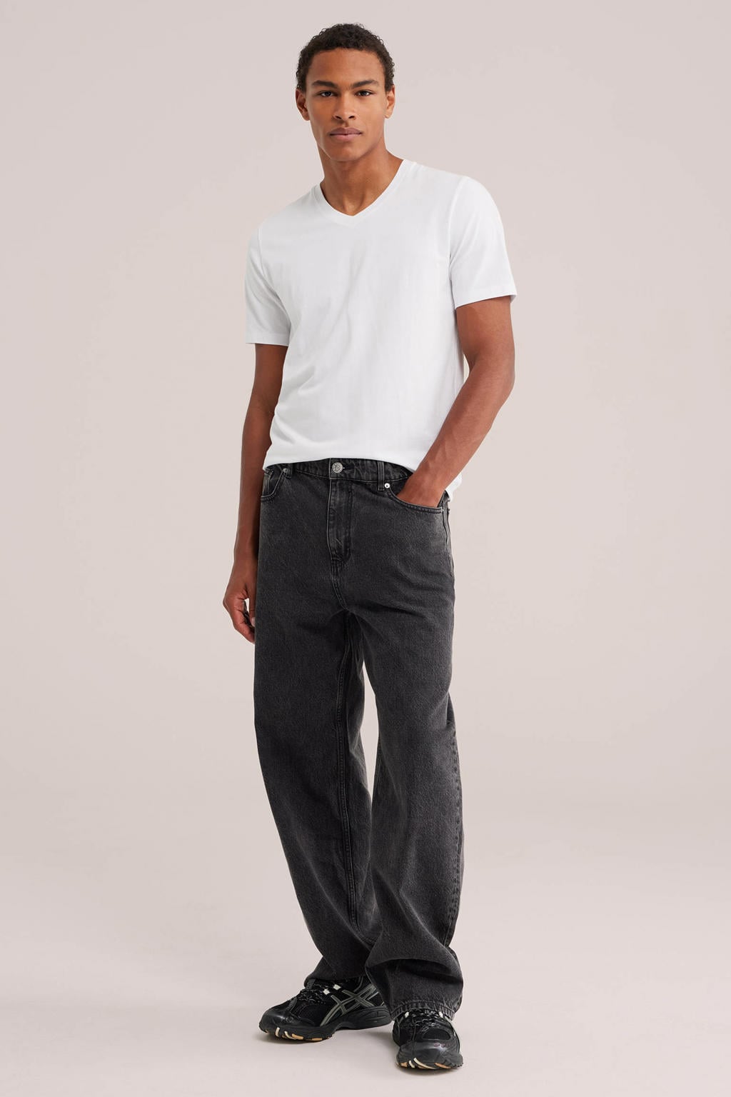 Witte heren WE Fashion regular fit T-shirt van katoen met effen, korte mouwen en V-hals