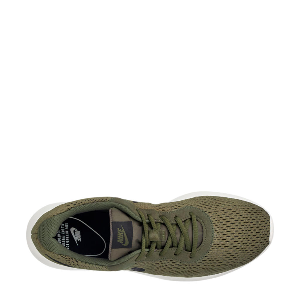 chaussure nike tanjun