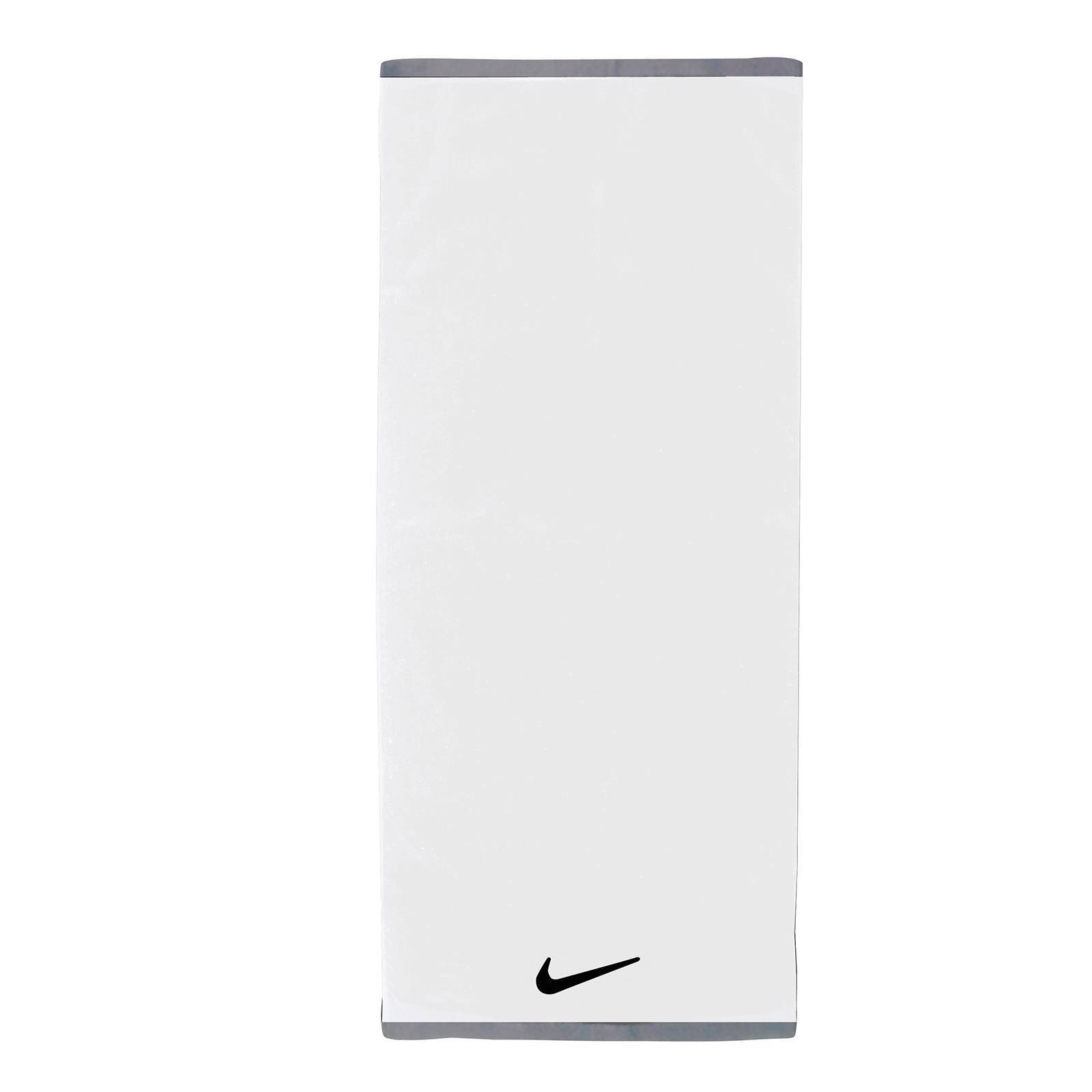Nike sporthanddoek Fundamental M wit | wehkamp
