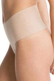 thumbnail: SPANXsupersmooth™ Undie-tectable seamless licht corrigerende string lichtbeige